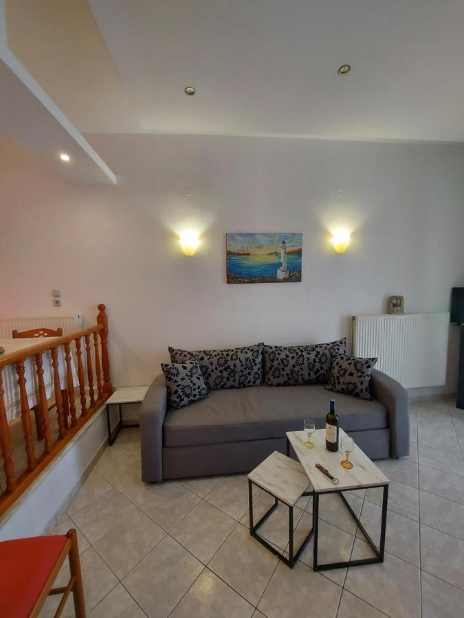 George'S Apartment Loutraki (Skopelos) Exterior foto
